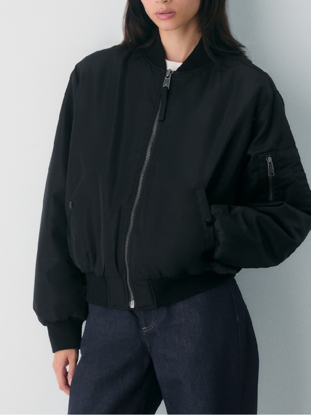 Aritzia TNA Black Down Filled Utility Zip Flight Bomber Jacket Size Medium
